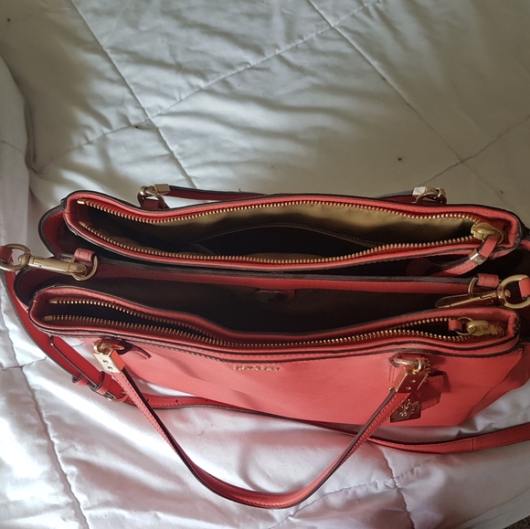 {**💕HOST PICK💕**} COACH Sappiano Satchel with cross body strap - Picture 3 of 8